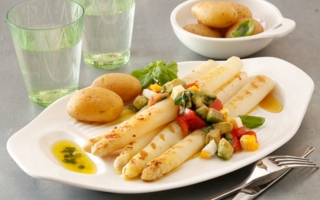 Teller-BBQ-Passion-Spargel.jpg