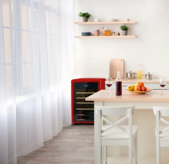 Amica-Retro-Weinkuehlschrank.jpg