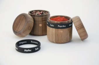 Gewuerzdosen-Walnussholz.jpg